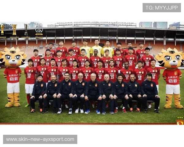 广州恒大迎来巴西新援，阵容升级备战新赛季